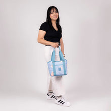 Cargar imagen en el visor de la galería, Kit Escolar Chenson 1818: Mochila, Lonchera y Lapicera - 1866132-KC3