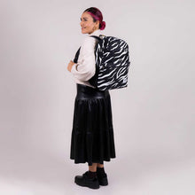 Cargar imagen en el visor de la galería, Mochila Chenson 1818 Juvenil - COLORS24 Edition 1866485-3