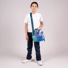 Cargar imagen en el visor de la galería, Kit Escolar Chenson Original: Mochila, Lonchera y Lapicera - CO66494-KB3