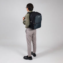 Cargar imagen en el visor de la galería, Mochila Grande Chenson Profesional - HERI Edition CP65916-2