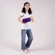 Cargar imagen en el visor de la galería, Kit Escolar Chenson para Niña Descendientes Disney: Mochila, Lonchera y Lapicera - DS66409-KC3