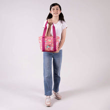 Cargar imagen en el visor de la galería, Kit Escolar Chenson para Niña Happy Girl: Mochila, Lonchera y Lapicera - HG66140-KC3