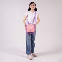 Cargar imagen en el visor de la galería, Kit Escolar Chenson para Niña Happy Girl: Mochila, Lonchera y Lapicera - HG66171-KC3